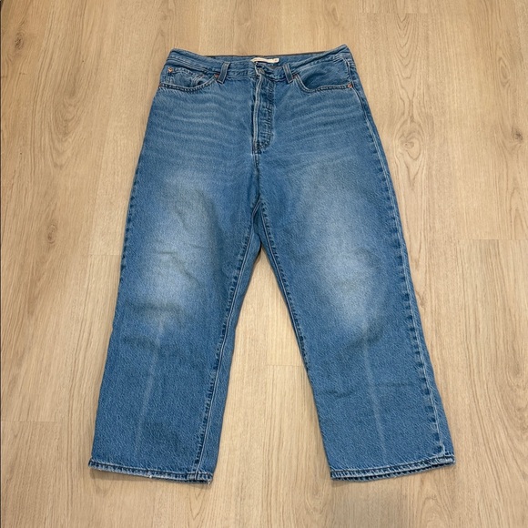 Levi's Denim - Levi’s size 31 Ribcage Straight Classic Blue Jeans